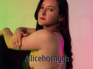 Alicehornygh