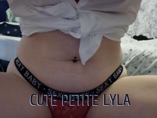 CUTE_PETITE_LYLA