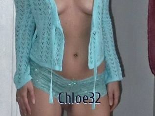 Chloe32