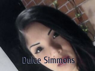 Dulce_Simmons