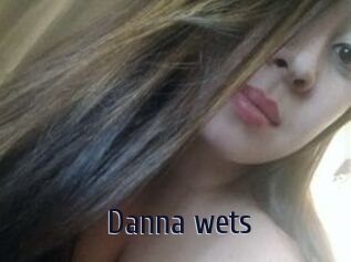 Danna_wets