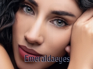 Emeraldaeyes