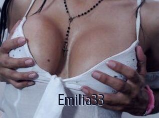 Emilia_33