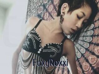 FoxyRoxxi