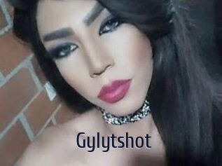 Gyly_ts_hot