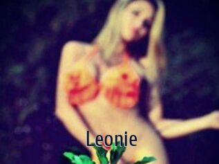 Leonie