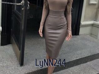 LyNN244