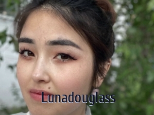 Lunadouglass