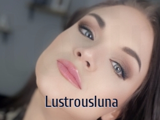 Lustrousluna