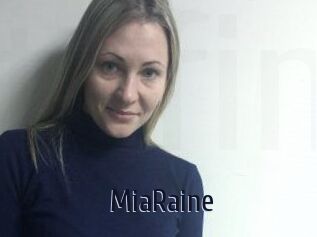 Mia_Raine