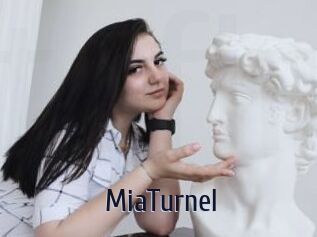 MiaTurnel