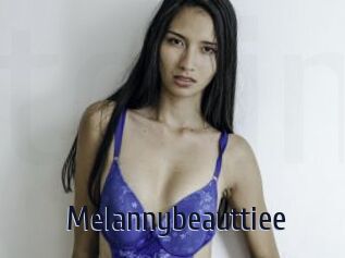 Melannybeauttiee