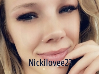 Nickilovee23