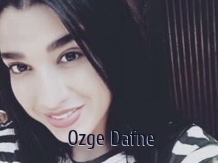 Ozge_Dafne