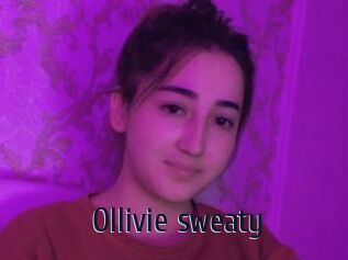 Ollivie_sweaty