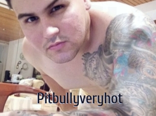 Pitbullyveryhot