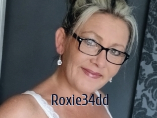 Roxie34dd