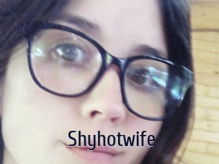 Shyhotwife