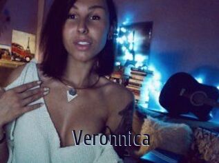 Veronnica